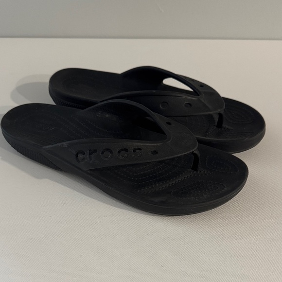 CROCS Other - Crocs Men's Flip Flops Size 9 Black Travel Vacation Pool Beach